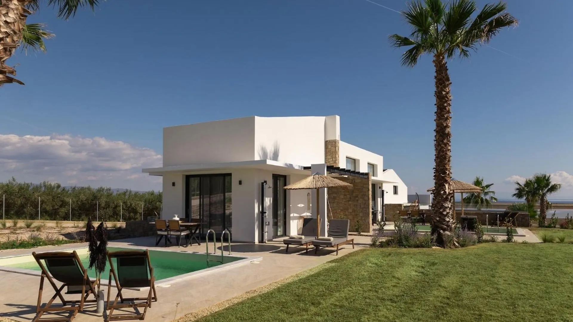 Aparthotel Flamingo View Suites & Villas Nea Poteidaia Greece
