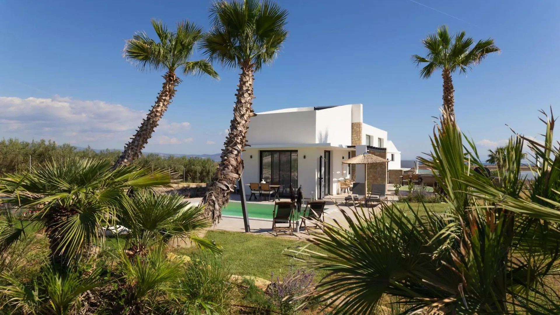 Flamingo View Suites & Villas Nea Poteidaia 0*,
