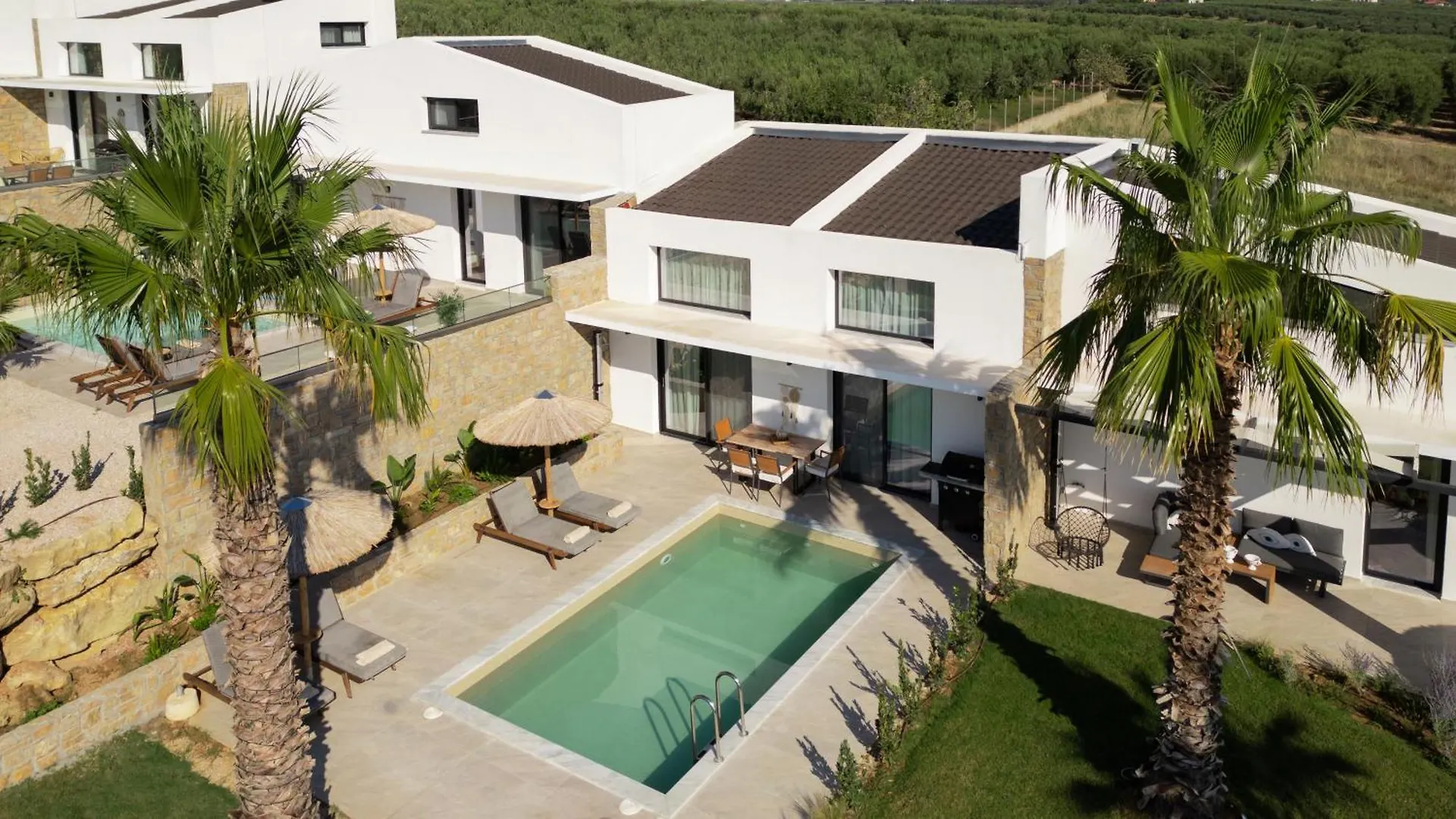 Flamingo View Suites & Villas Nea Poteidaia