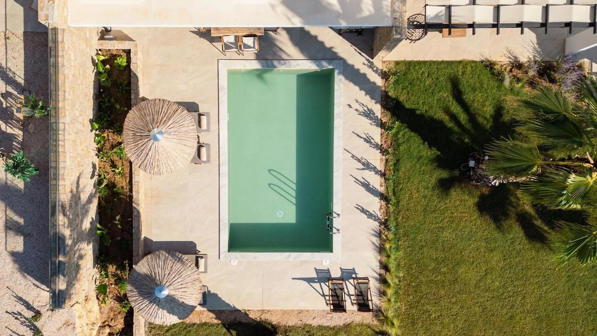 Flamingo View Suites & Villas Nea Poteidaia