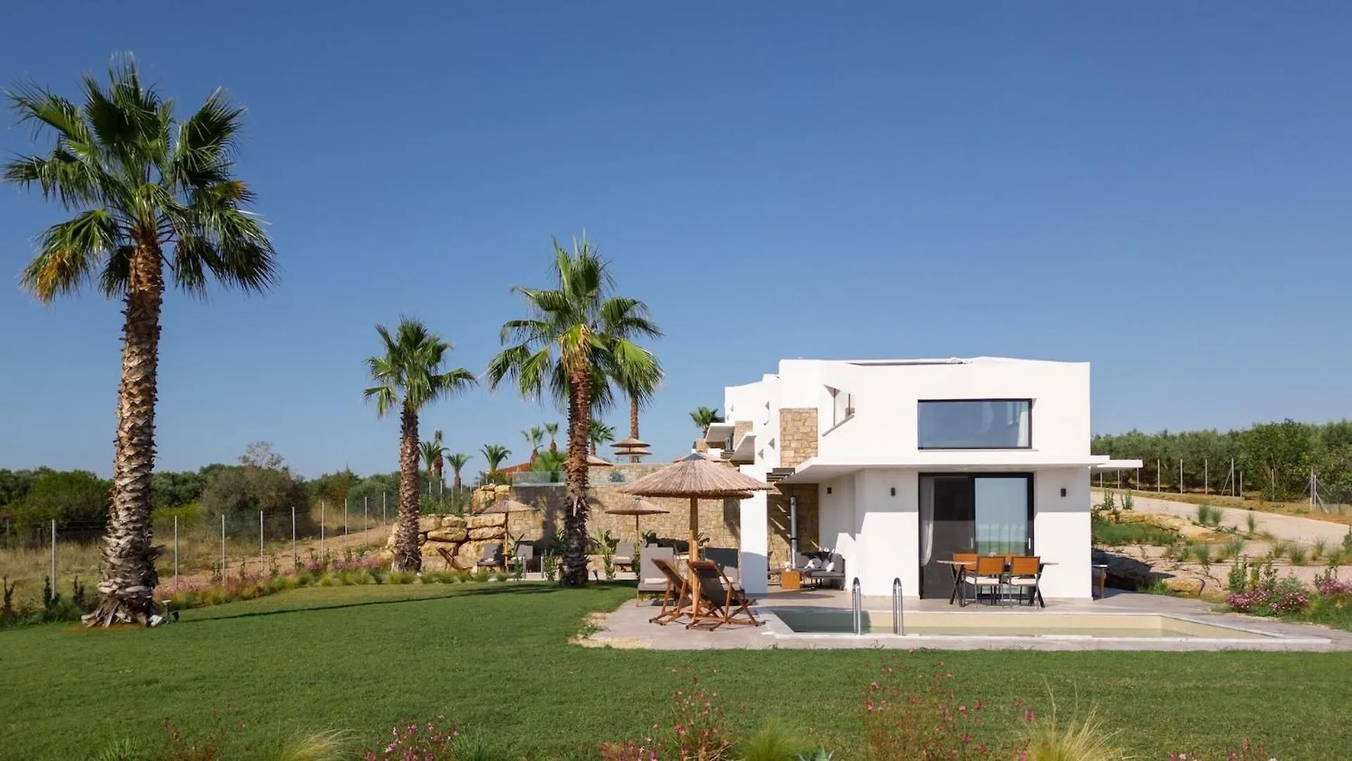Aparthotel Flamingo View Suites & Villas Nea Poteidaia