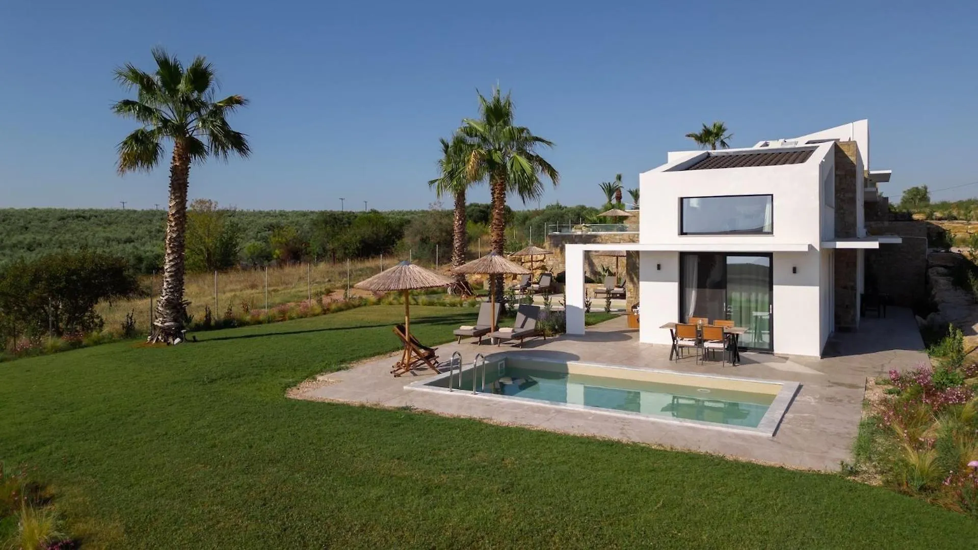 Flamingo View Suites & Villas Nea Poteidaia Greece
