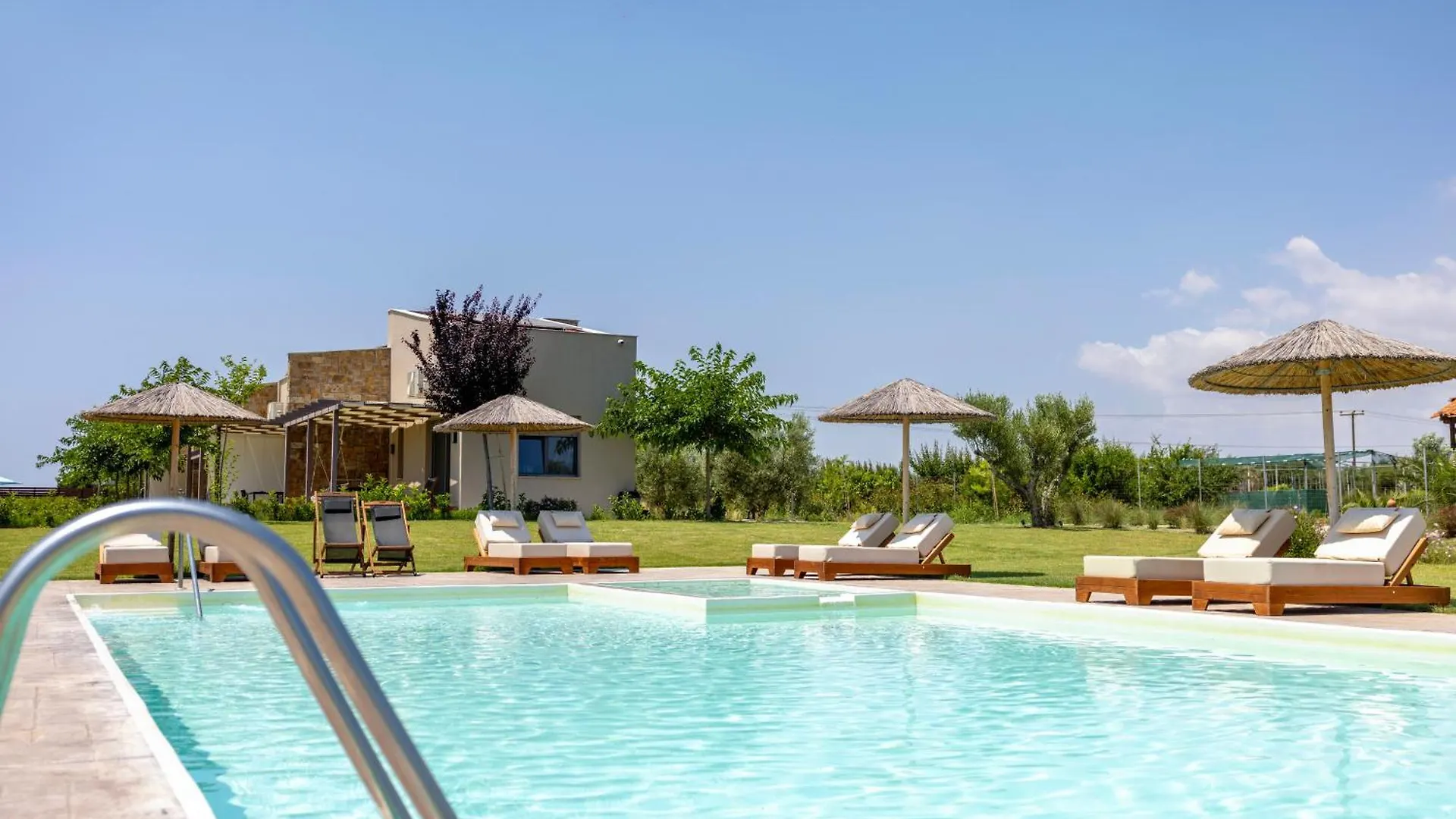 Flamingo View Suites & Villas 尼坡帝
